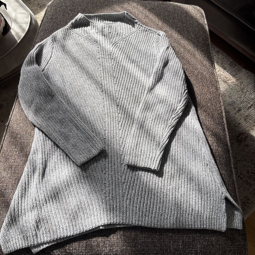 LL Bean Cable Knit Sweater Women’s Sz M 100 Cotton Gray